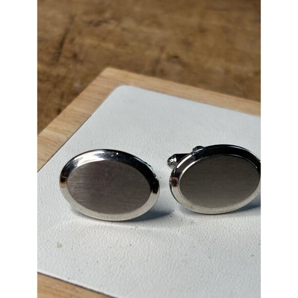 Silver Oval Cufflinks With Polished & Brushed Finish - Picture 1 of 6